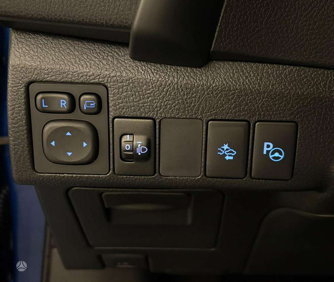 Toyota Auris - 7