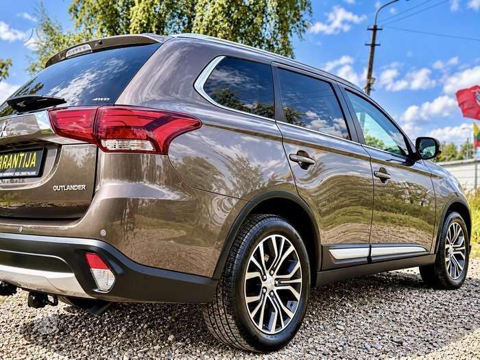 Mitsubishi Outlander - 8