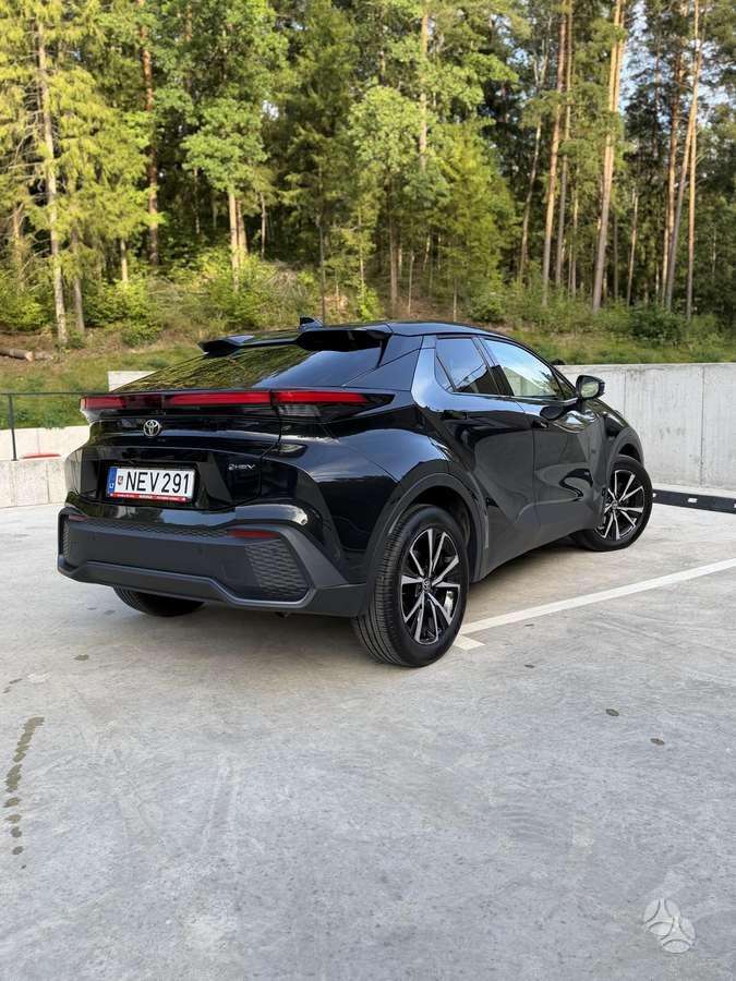 Toyota C-HR - 5