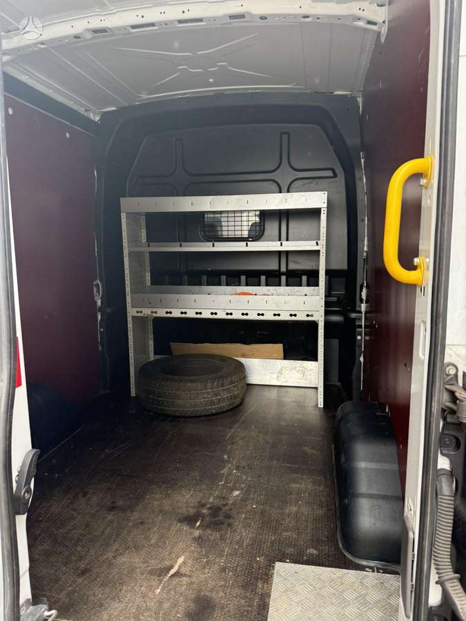 Ford Transit - 4