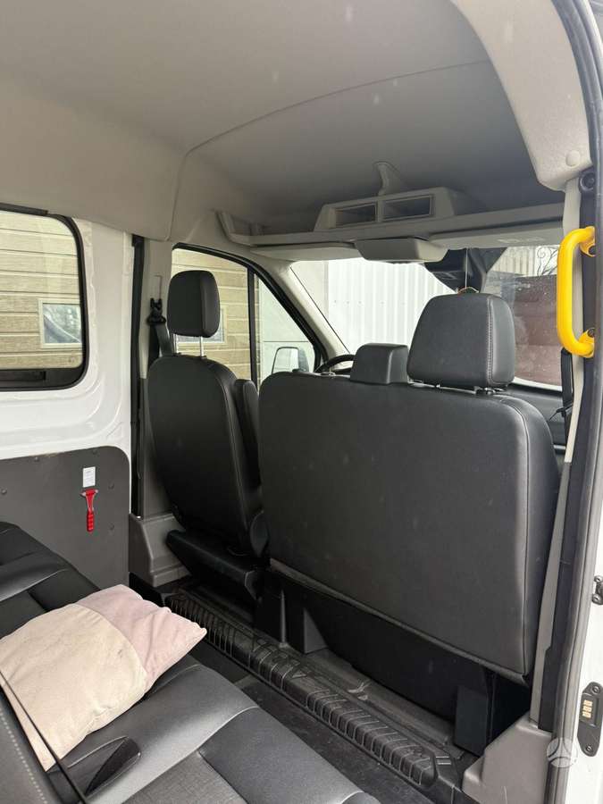Ford Transit - 9