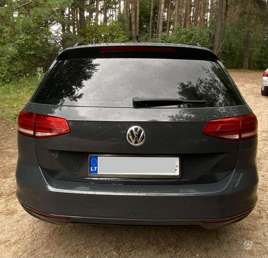 Volkswagen Passat - 5