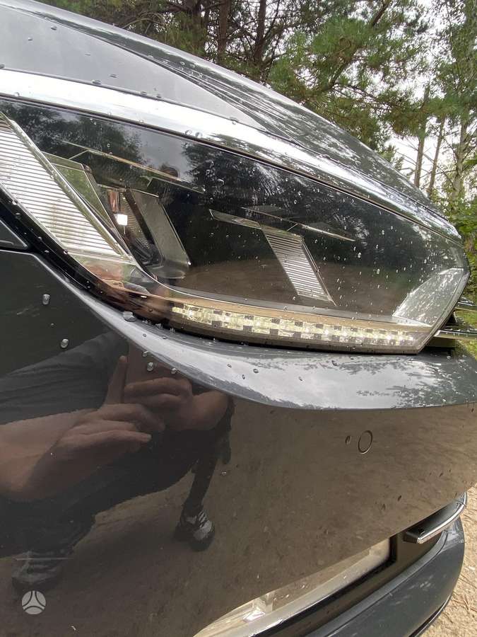 Volkswagen Passat - 6