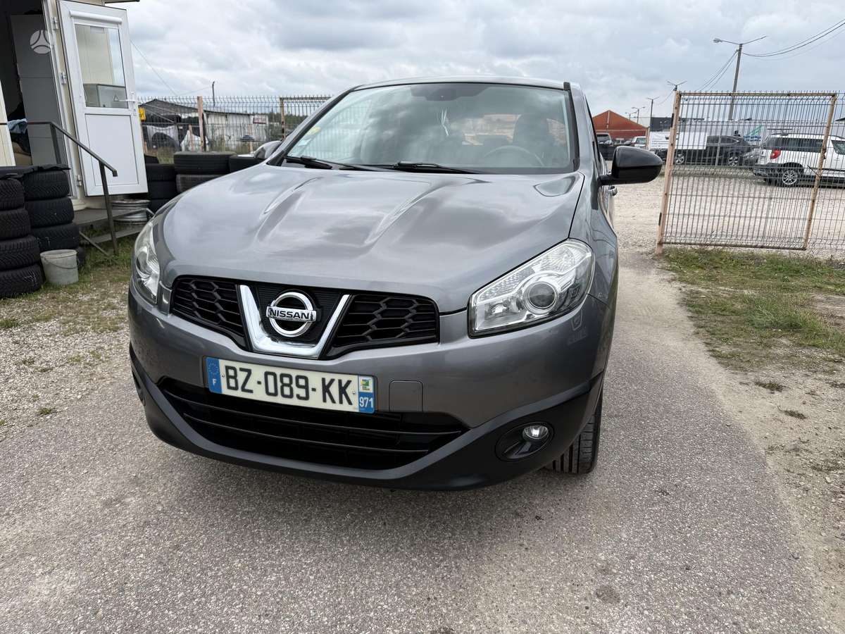 Nissan Qashqai - 2