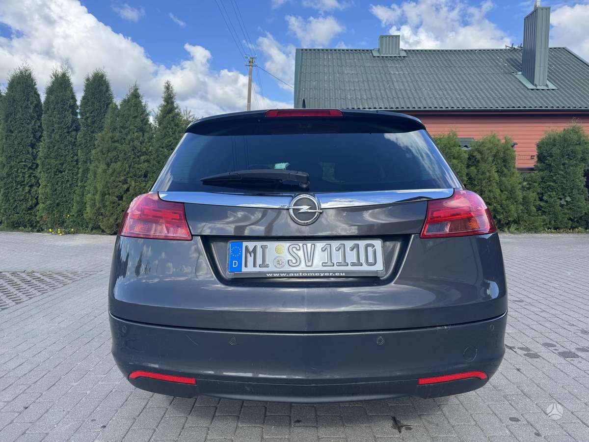 Opel Insignia - 8