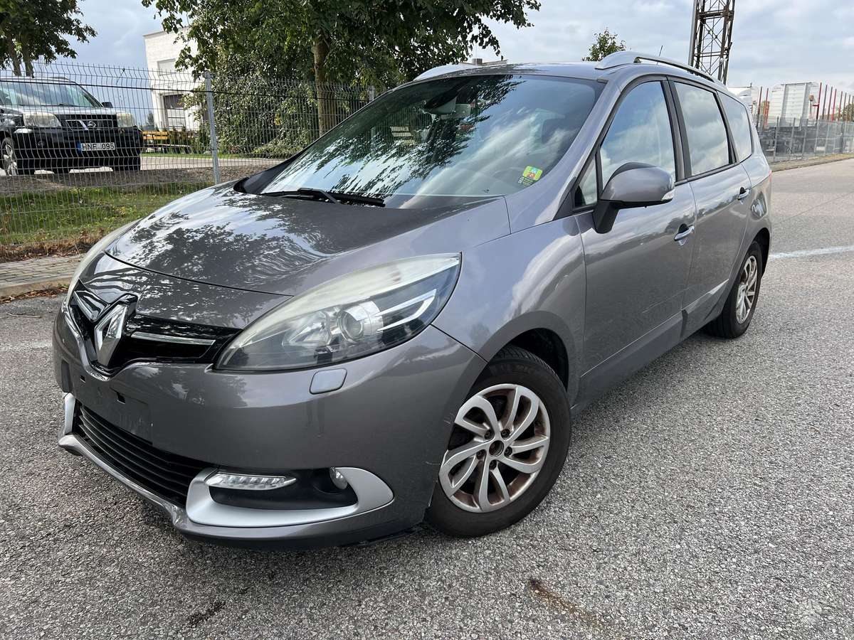 Renault Grand Scenic - 1