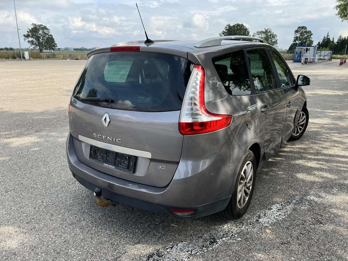 Renault Grand Scenic - 4