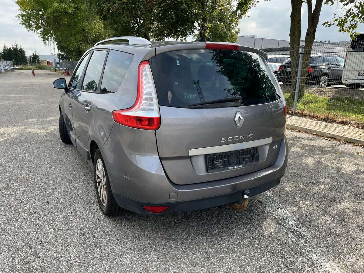 Renault Grand Scenic - 5