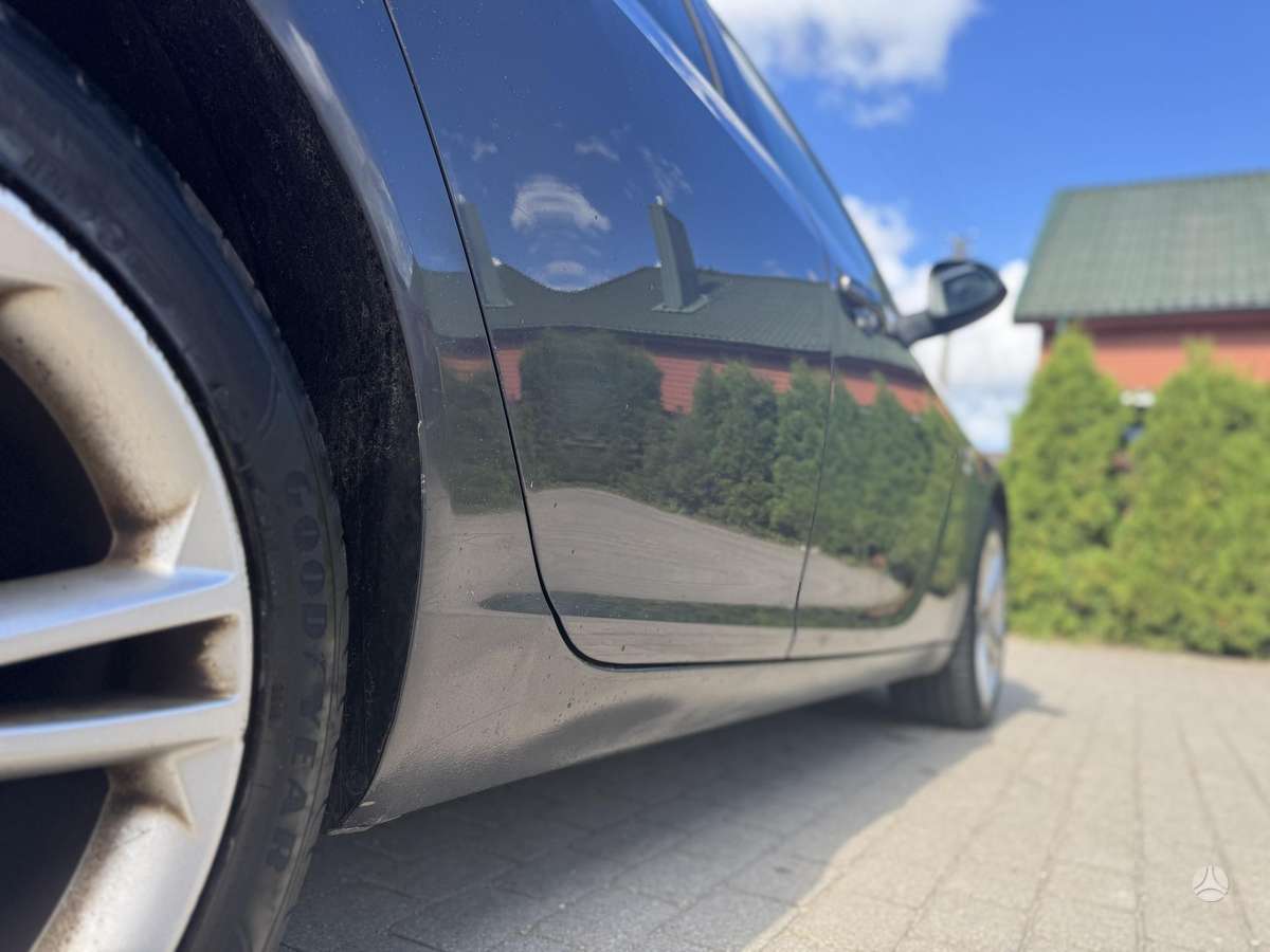 Opel Insignia - 11