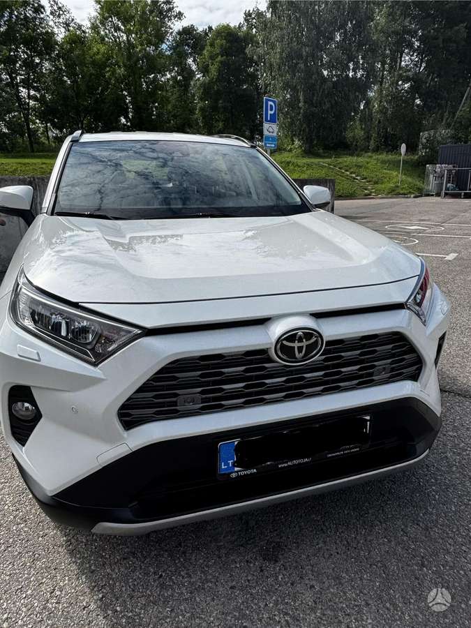 Toyota RAV4 - 3