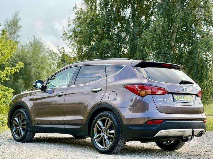 Hyundai Santa Fe - 1