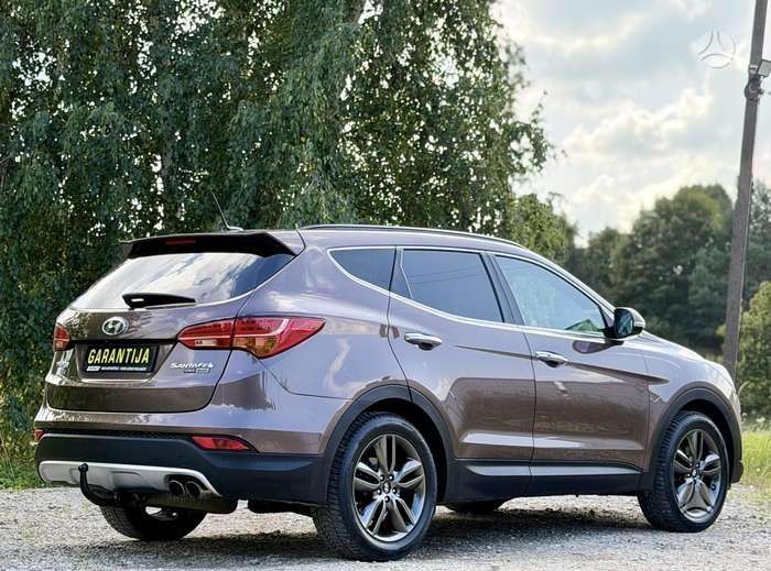 Hyundai Santa Fe - 2
