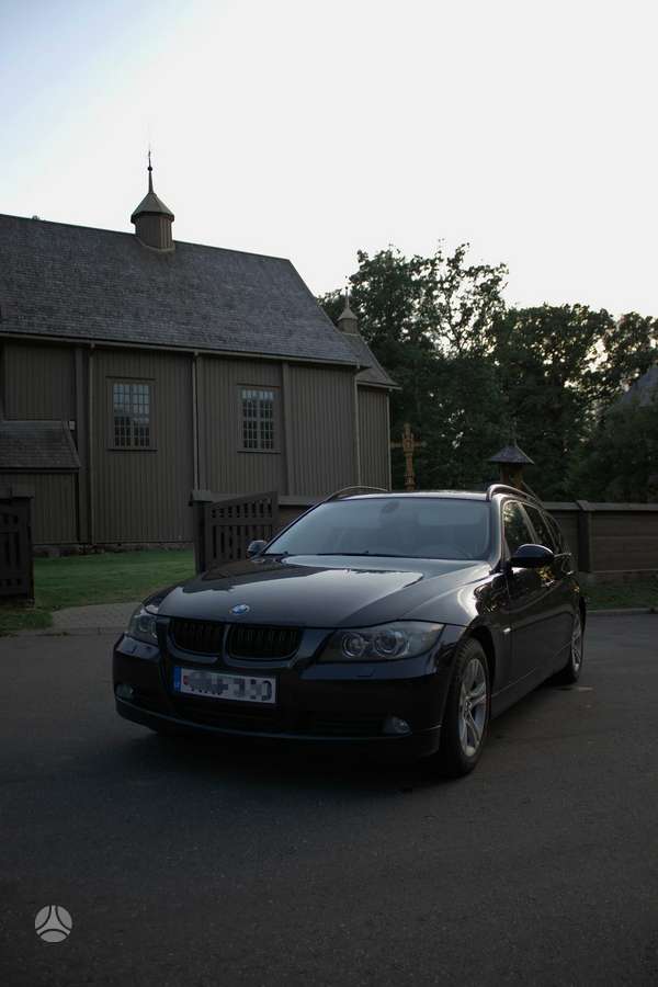 BMW 320, 2.0 l., wagon