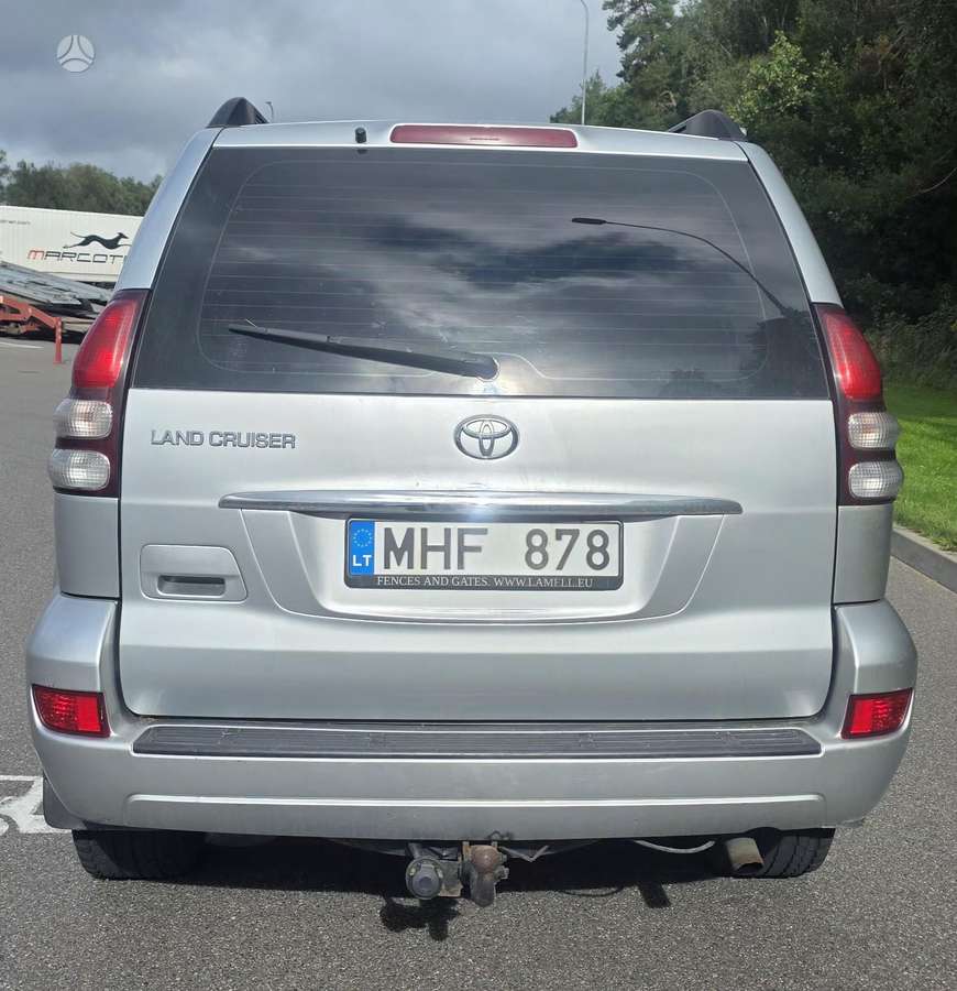 Toyota Land Cruiser - 5
