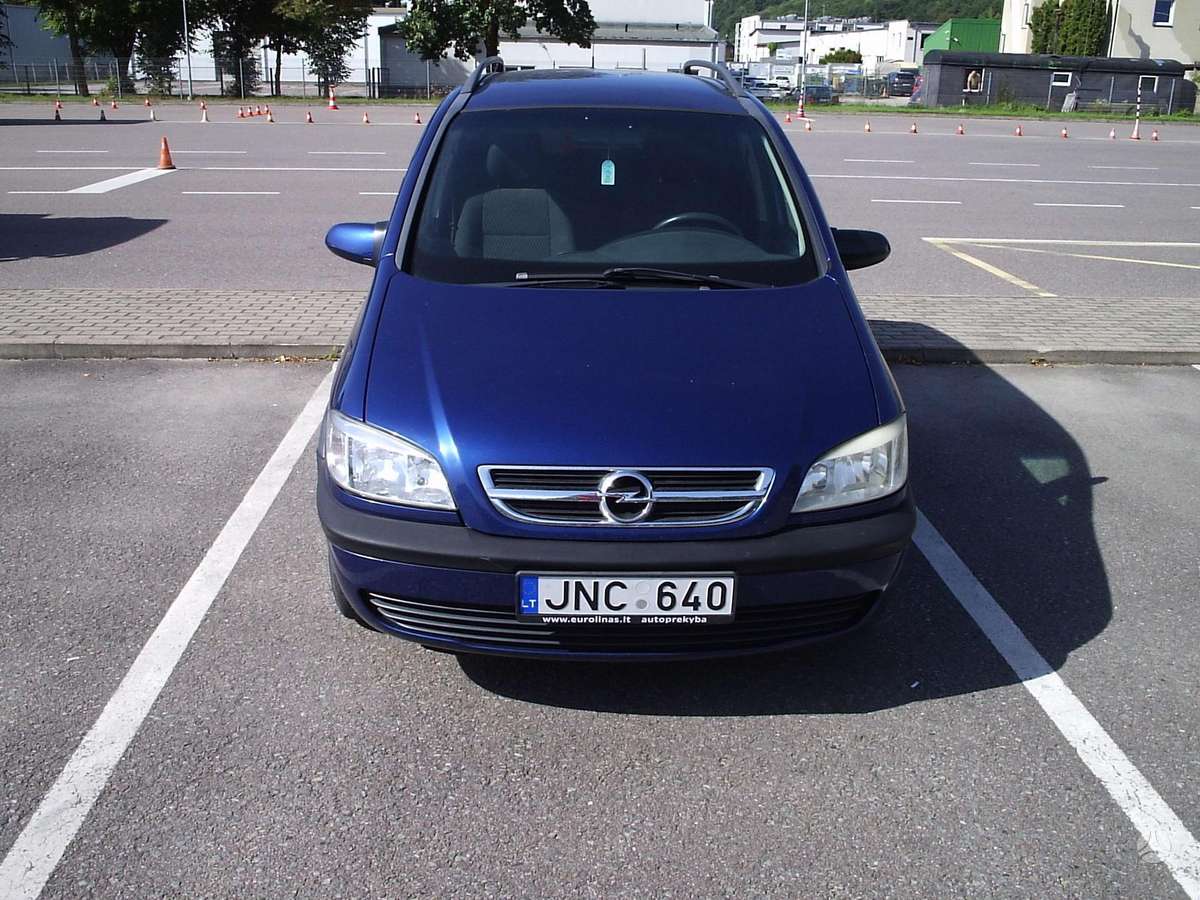 Opel Zafira - 1