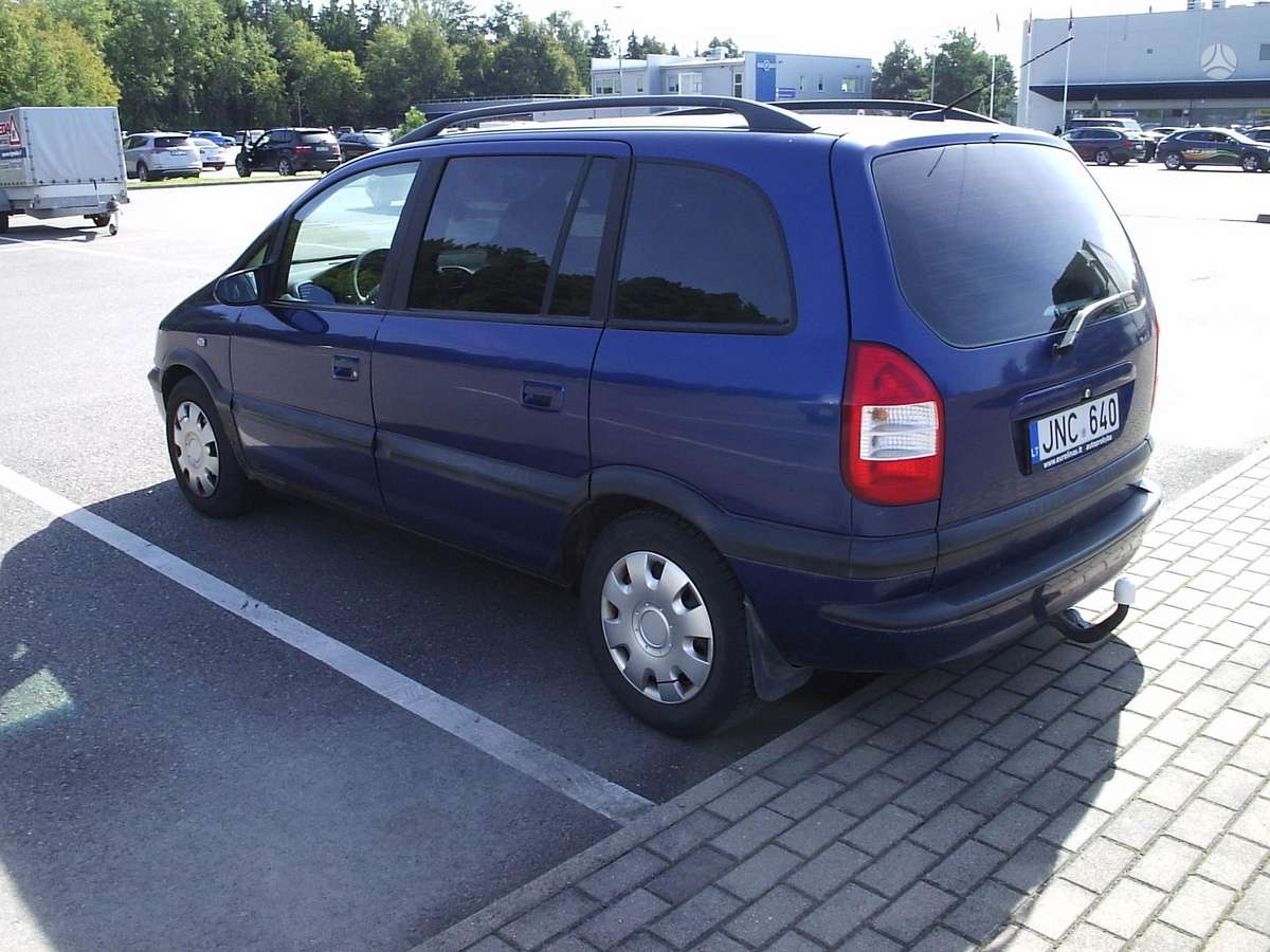 Opel Zafira - 8