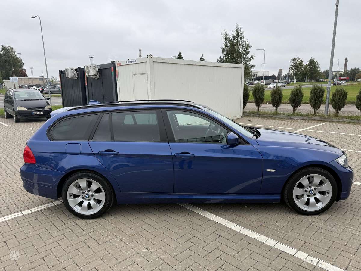 BMW 320, 2.0 l., Универсал