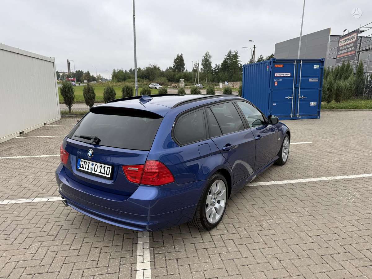 BMW 320 - 6