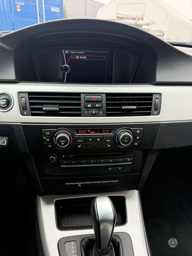 BMW 320, 2.0 l., universalas