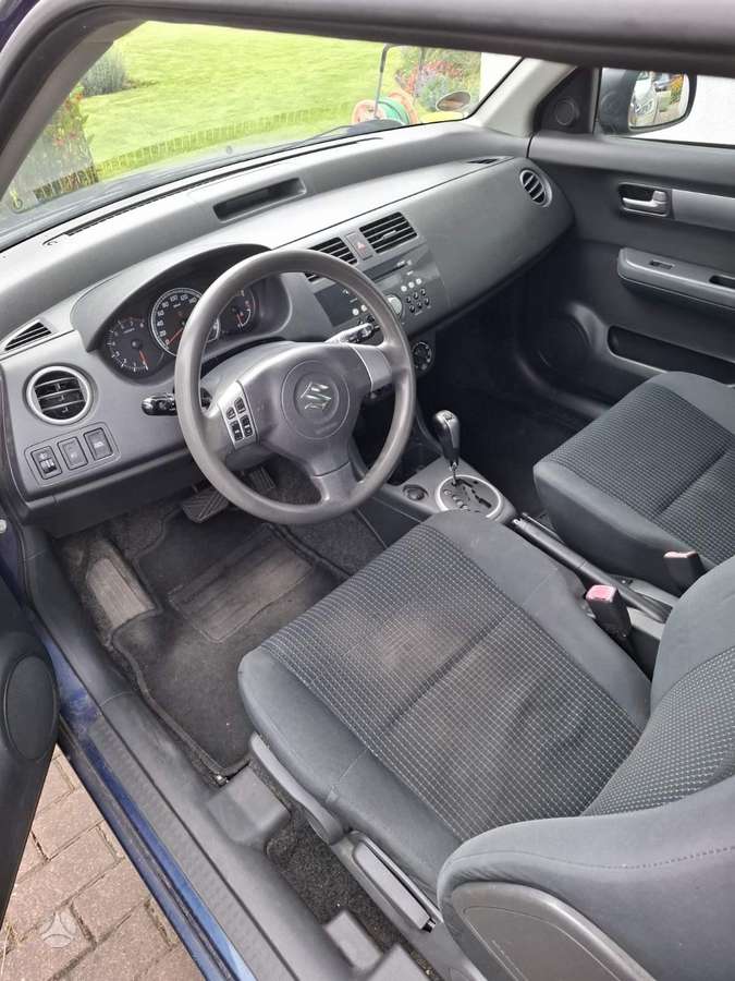 Suzuki Swift - 9