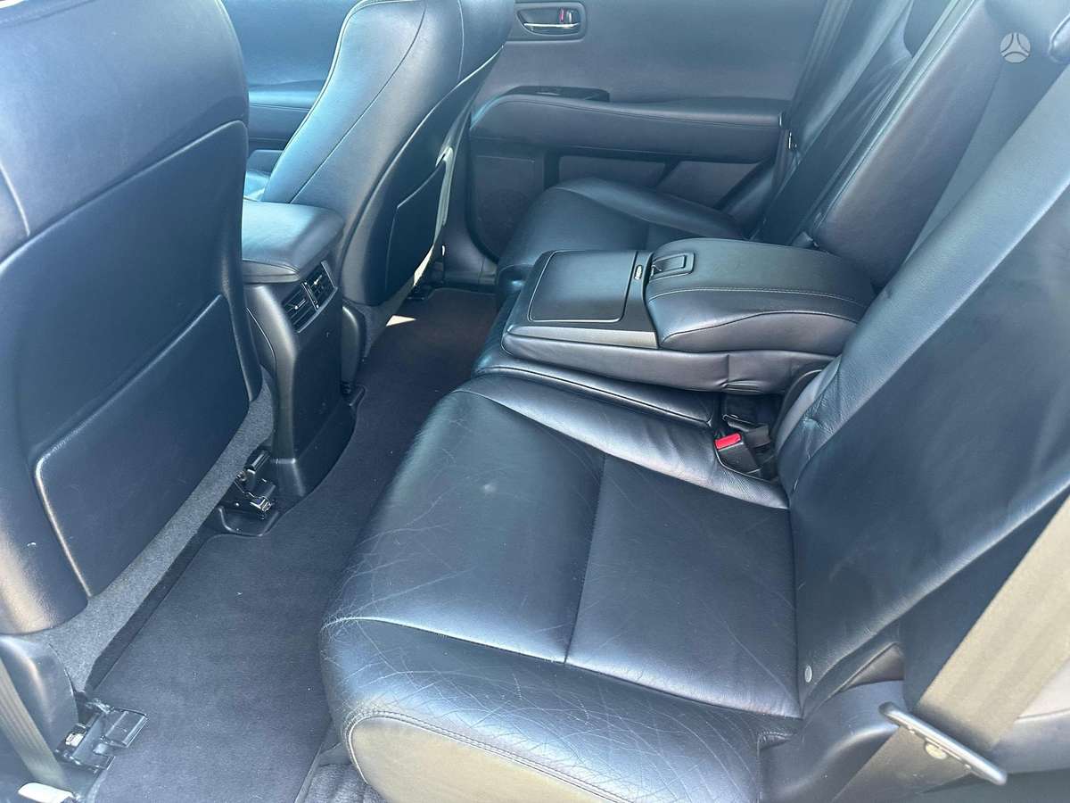 Lexus RX 450h - 11