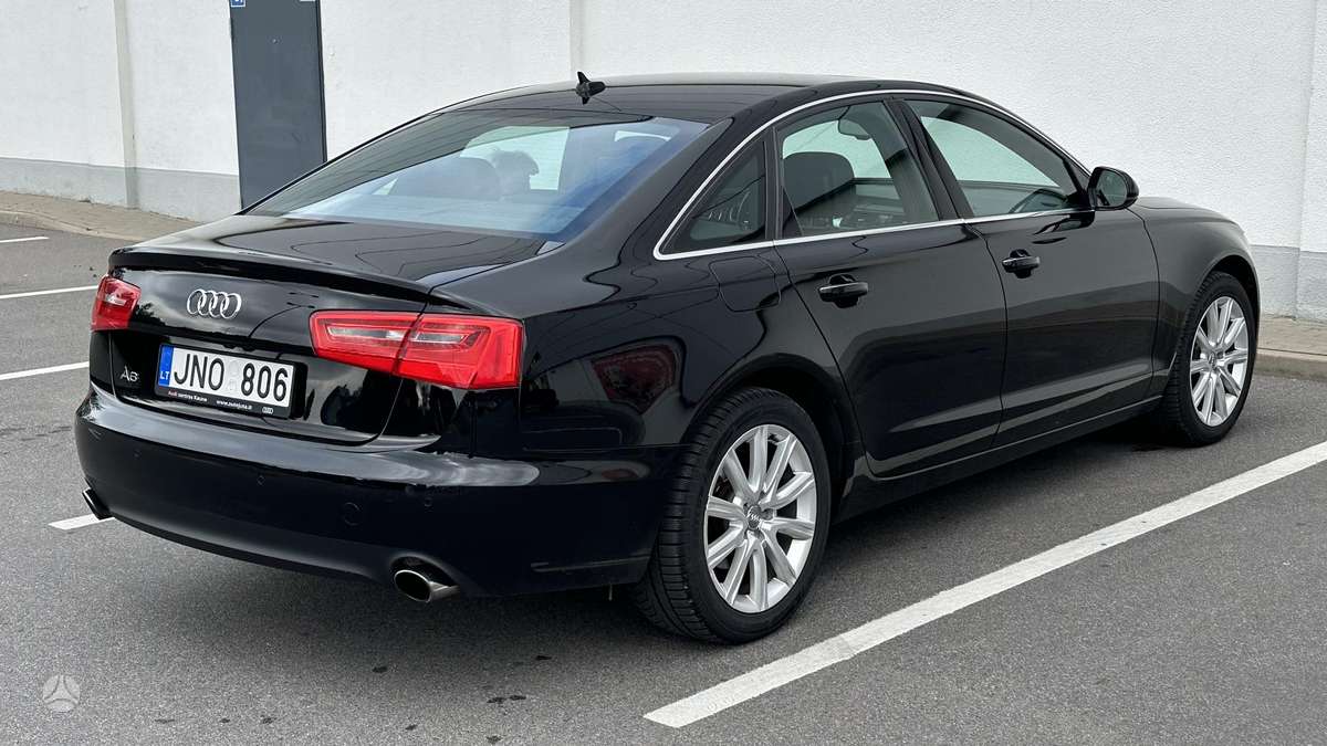 Audi A6 - 8