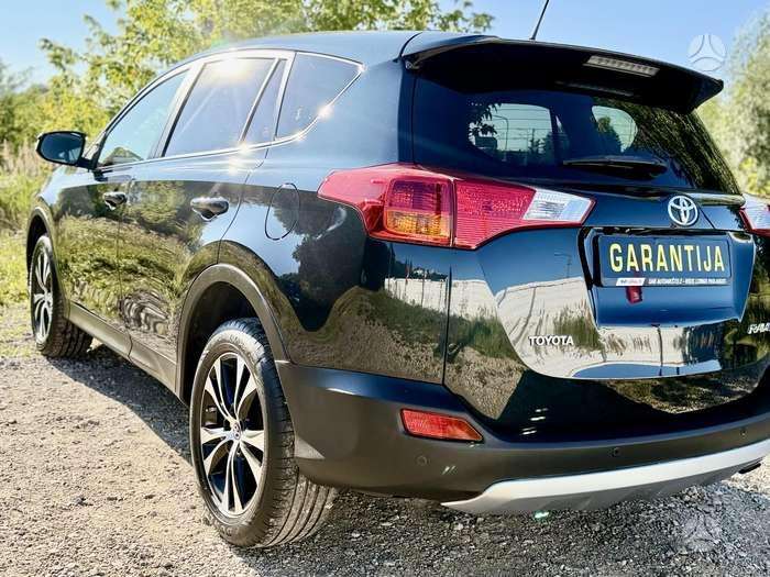 Toyota RAV4 - 7