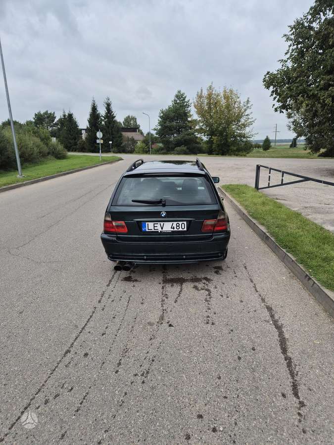 BMW 330 - 4