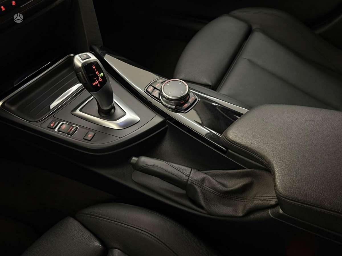 BMW 320, 2.0 l., wagon