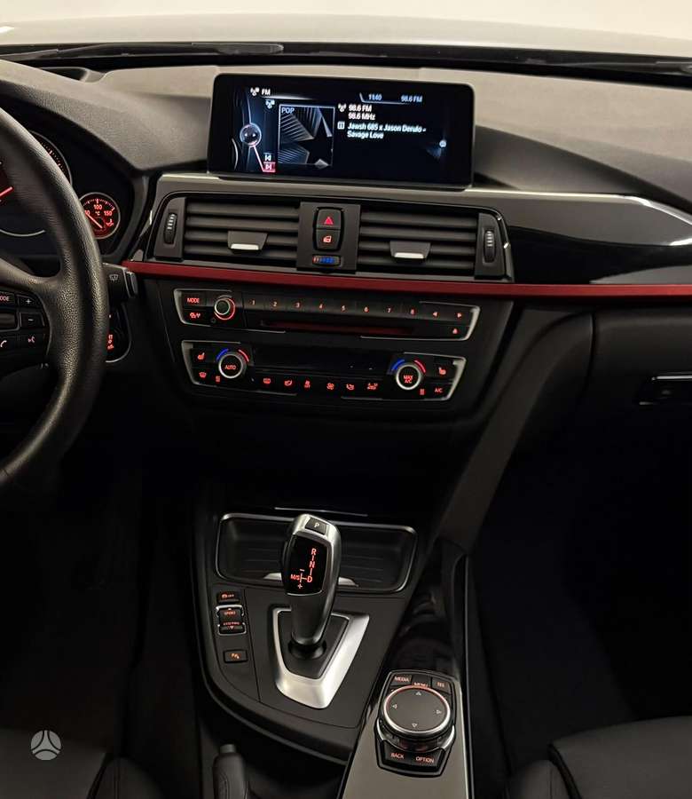 BMW 320, 2.0 l., wagon