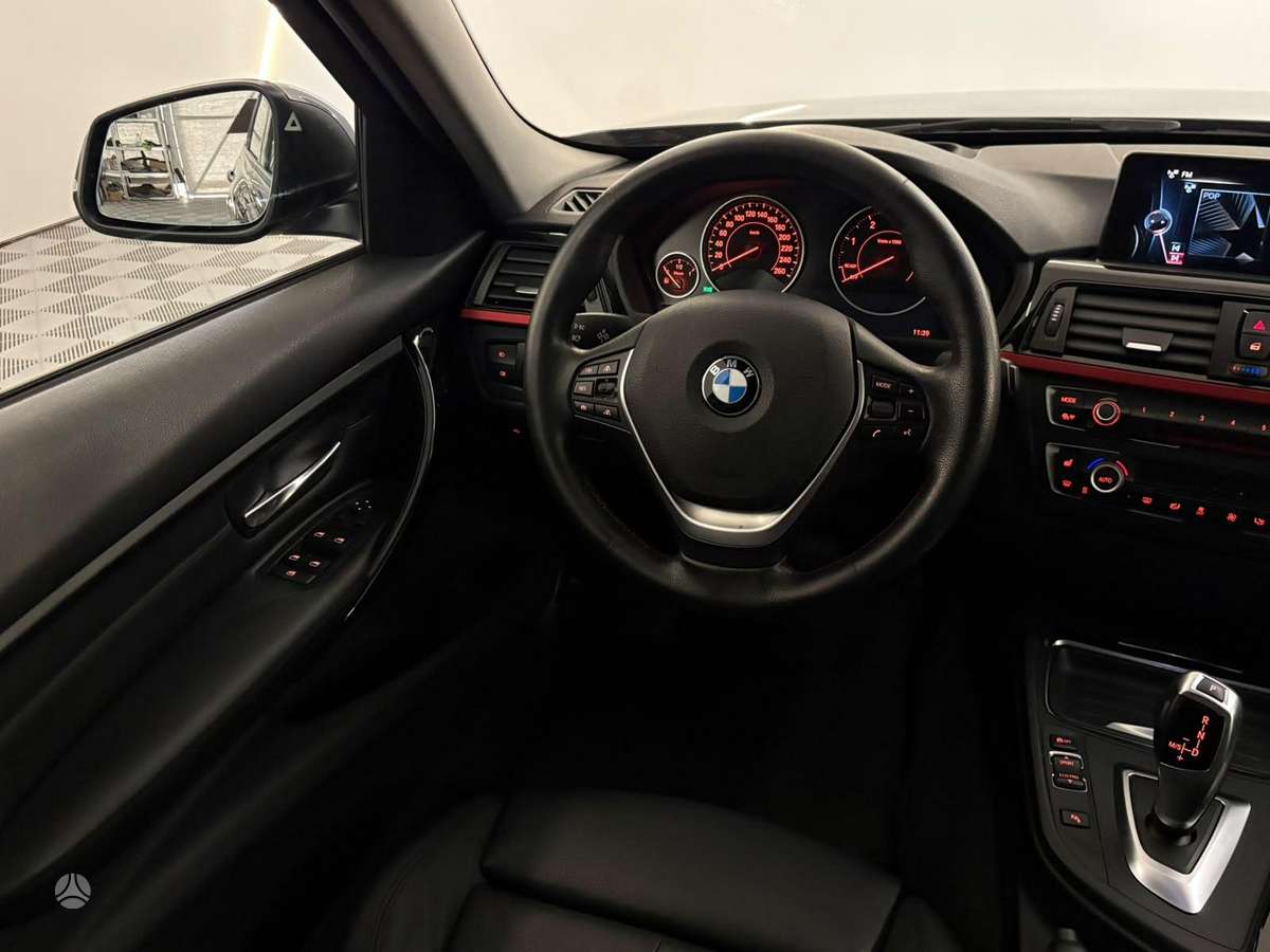 BMW 320, 2.0 l., wagon