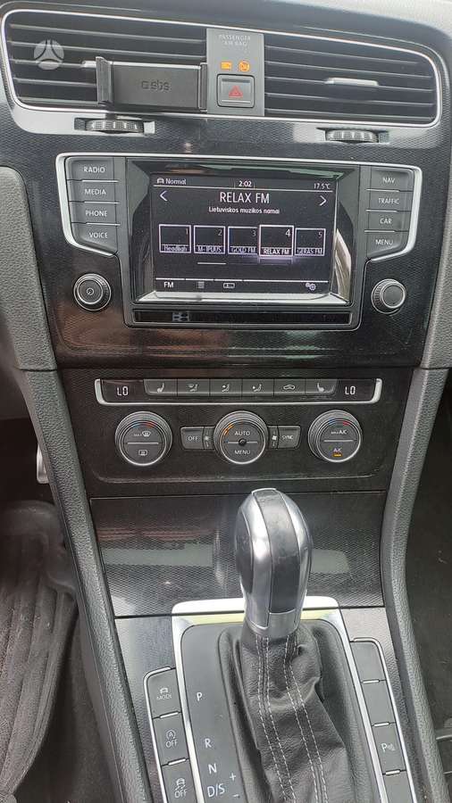 Volkswagen Golf - 9