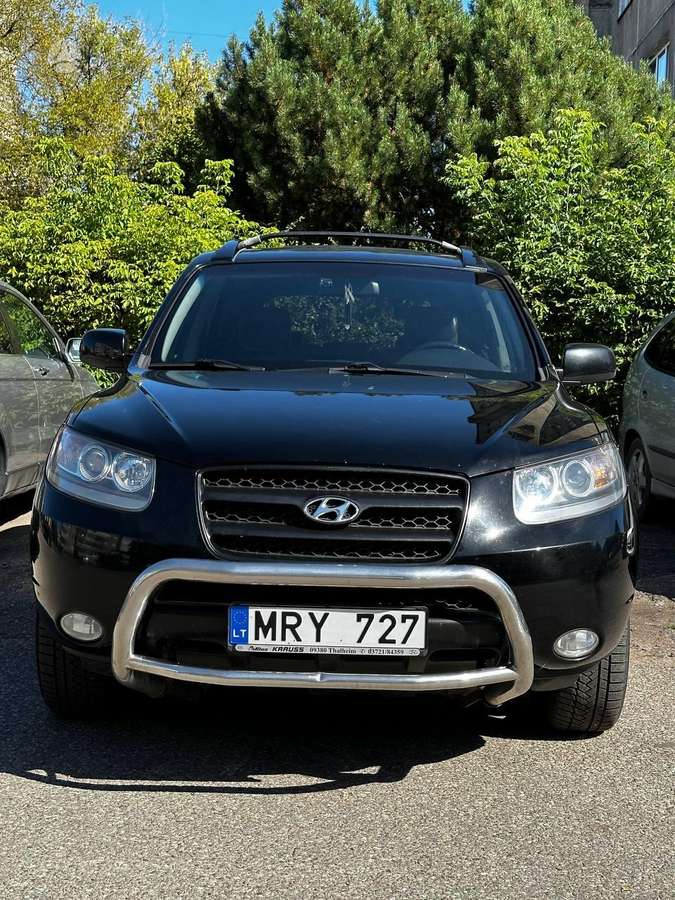 Hyundai Santa Fe - 1