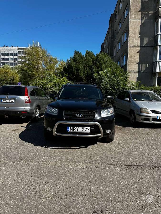 Hyundai Santa Fe - 3