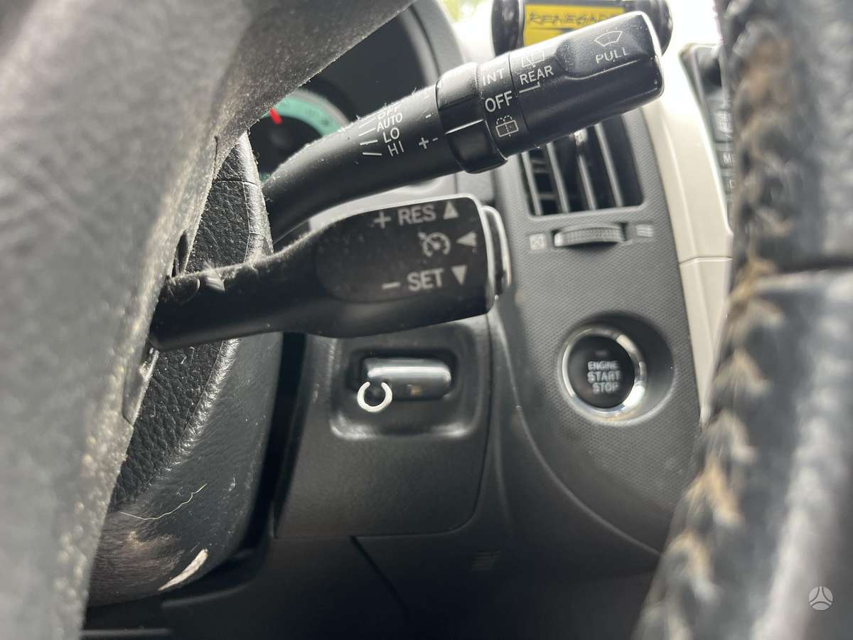 Toyota Corolla Verso - 12