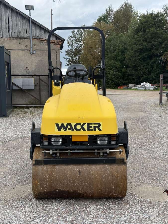 Wacker RD27-120, vibrator / compactor