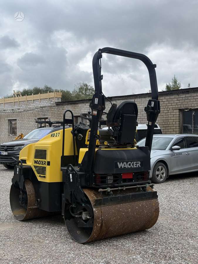 Wacker RD27-120, vibrator / compactor