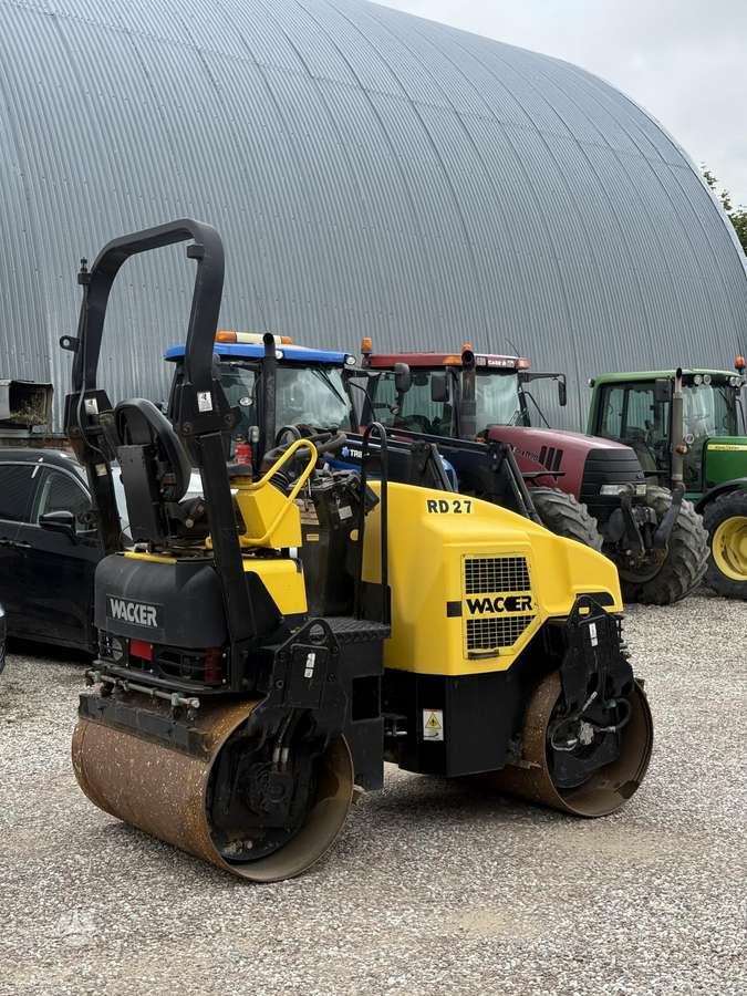 Wacker RD27-120, vibrator / compactor