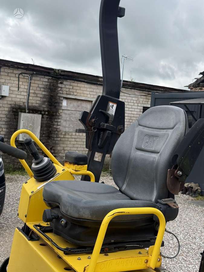 Wacker RD27-120, vibrator / compactor