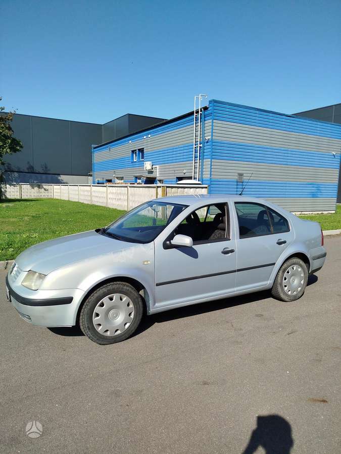 Volkswagen Bora - 2