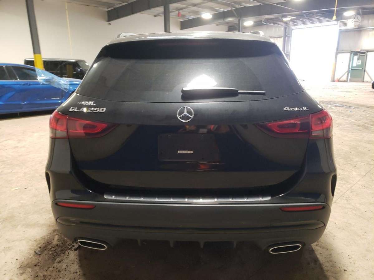 Mercedes-Benz GLA250 - 6