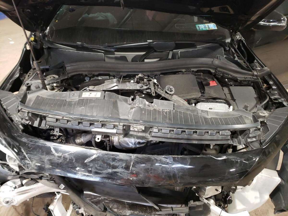 Mercedes-Benz GLA250 - 12