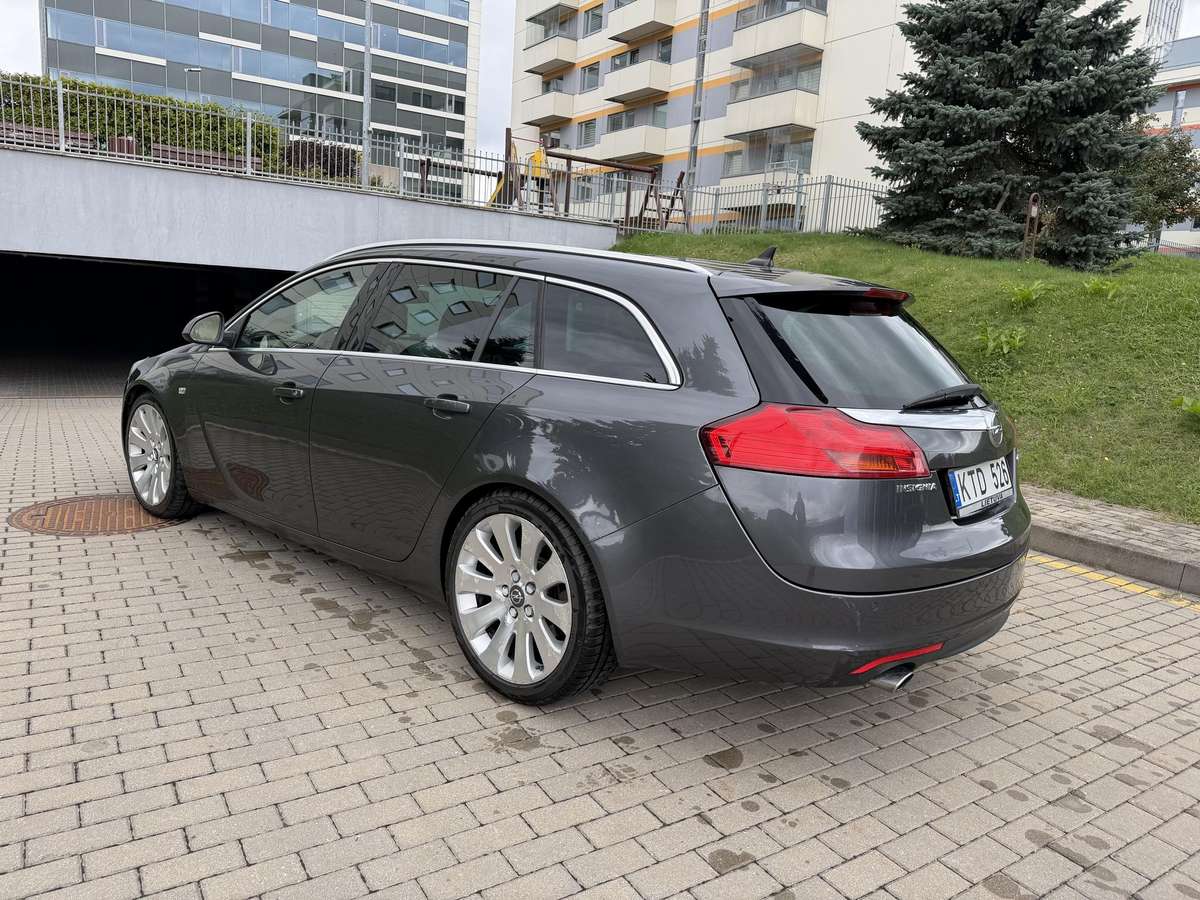 Opel Insignia - 4