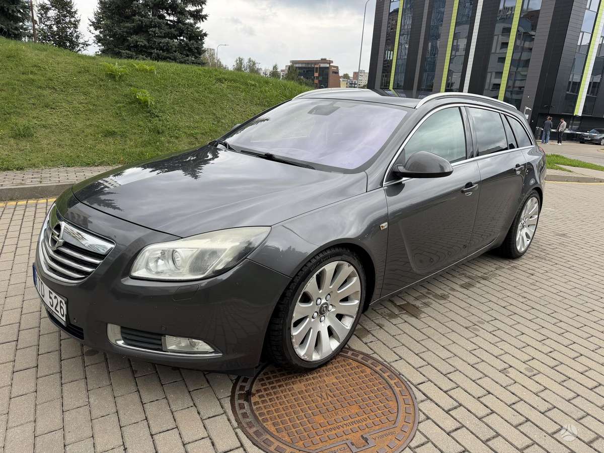Opel Insignia - 8