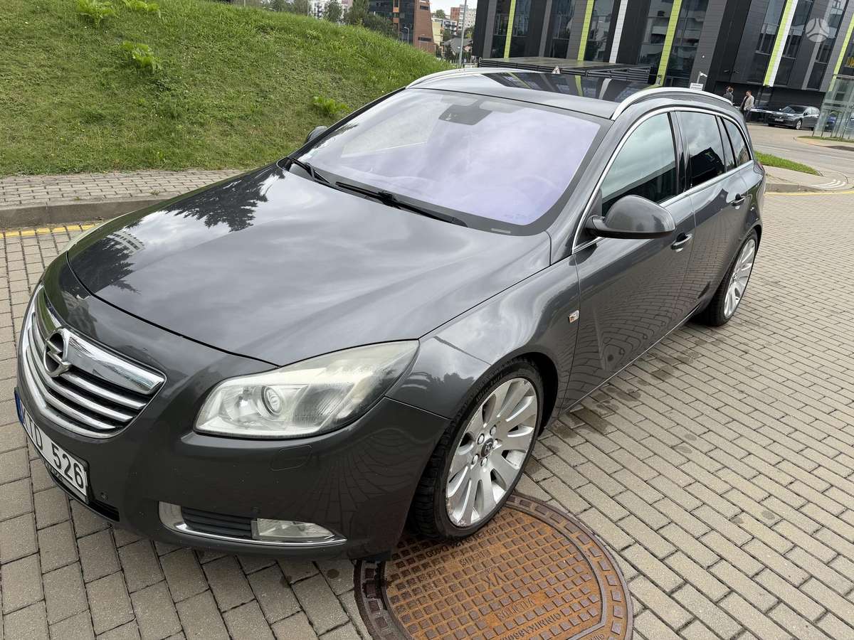 Opel Insignia - 11