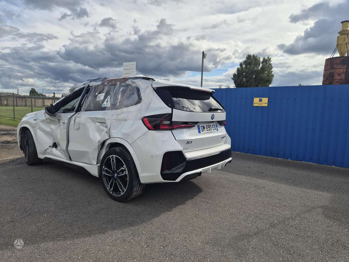 BMW X1 - 5