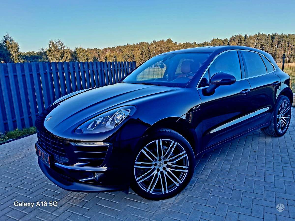 Porsche Macan - 1