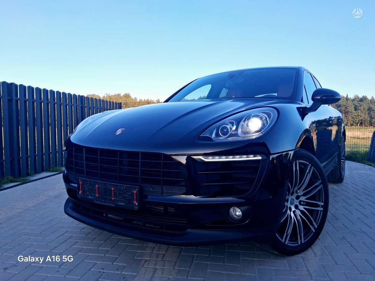 Porsche Macan - 2