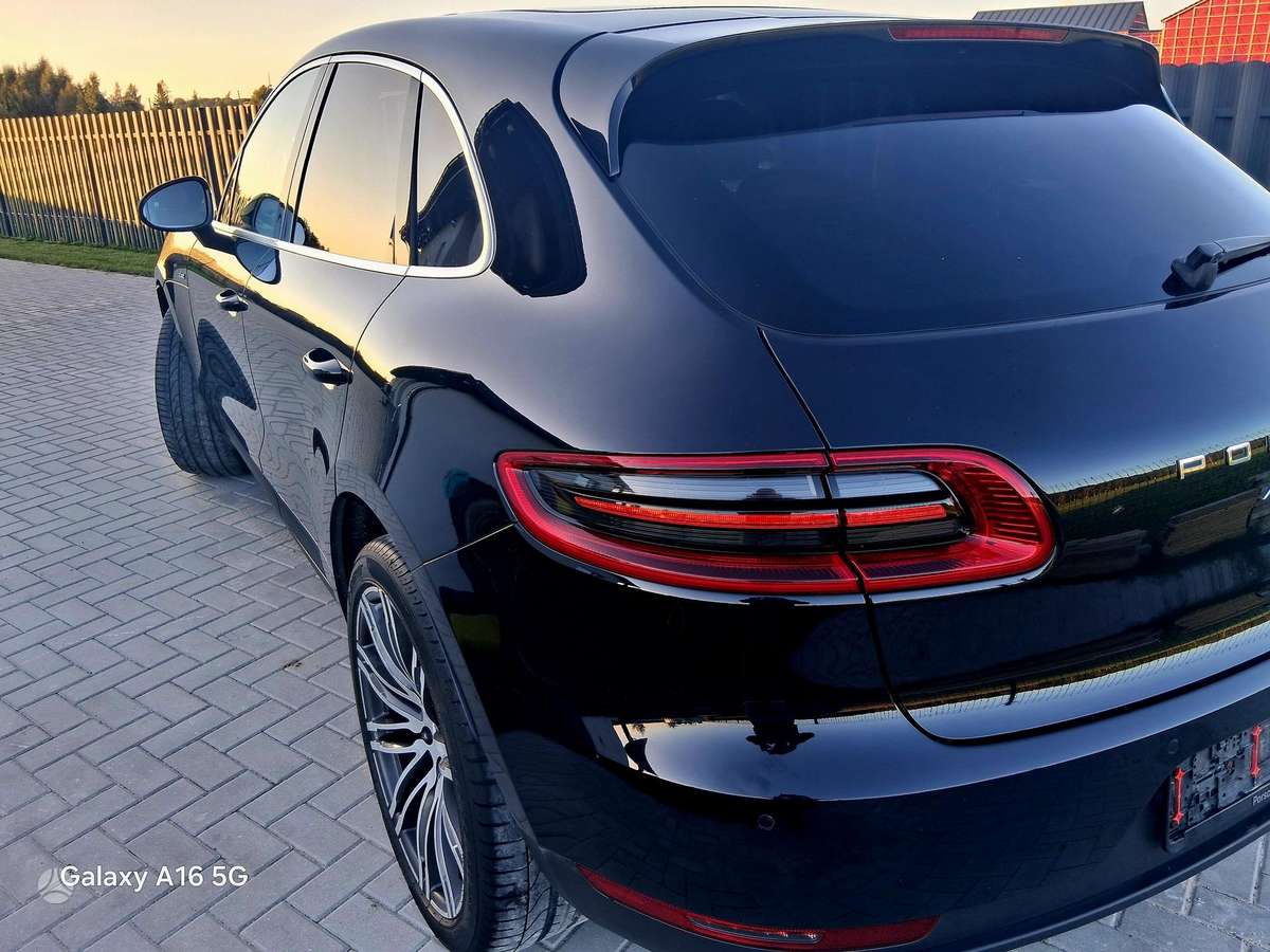 Porsche Macan - 4