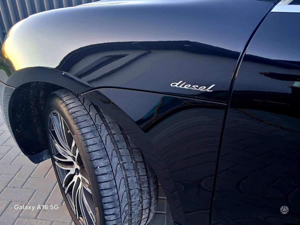 Porsche Macan - 8
